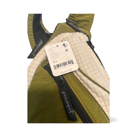 FP Movement Cold Shoulder Sling Bag - Picture 4 of 4